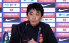 中国U17男足在关键比赛中惨败日本队，赛后舆论哗然，质疑声四起，球迷纷纷追问“潘少爷”到底是谁，这场失利究竟是天灾还是人祸？